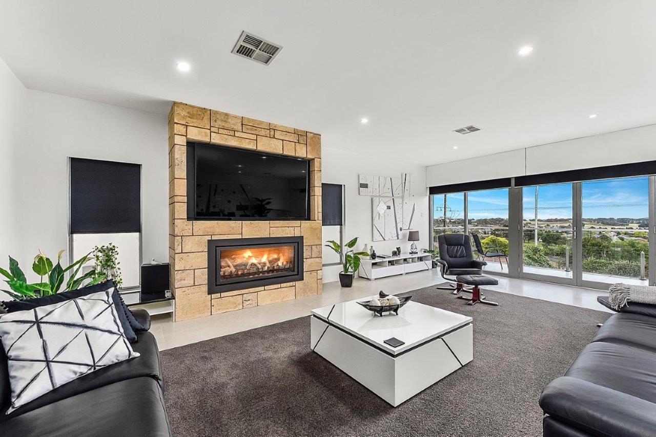 Kennedy Executive Townhouse Lägenhet Mount Gambier Exteriör bild