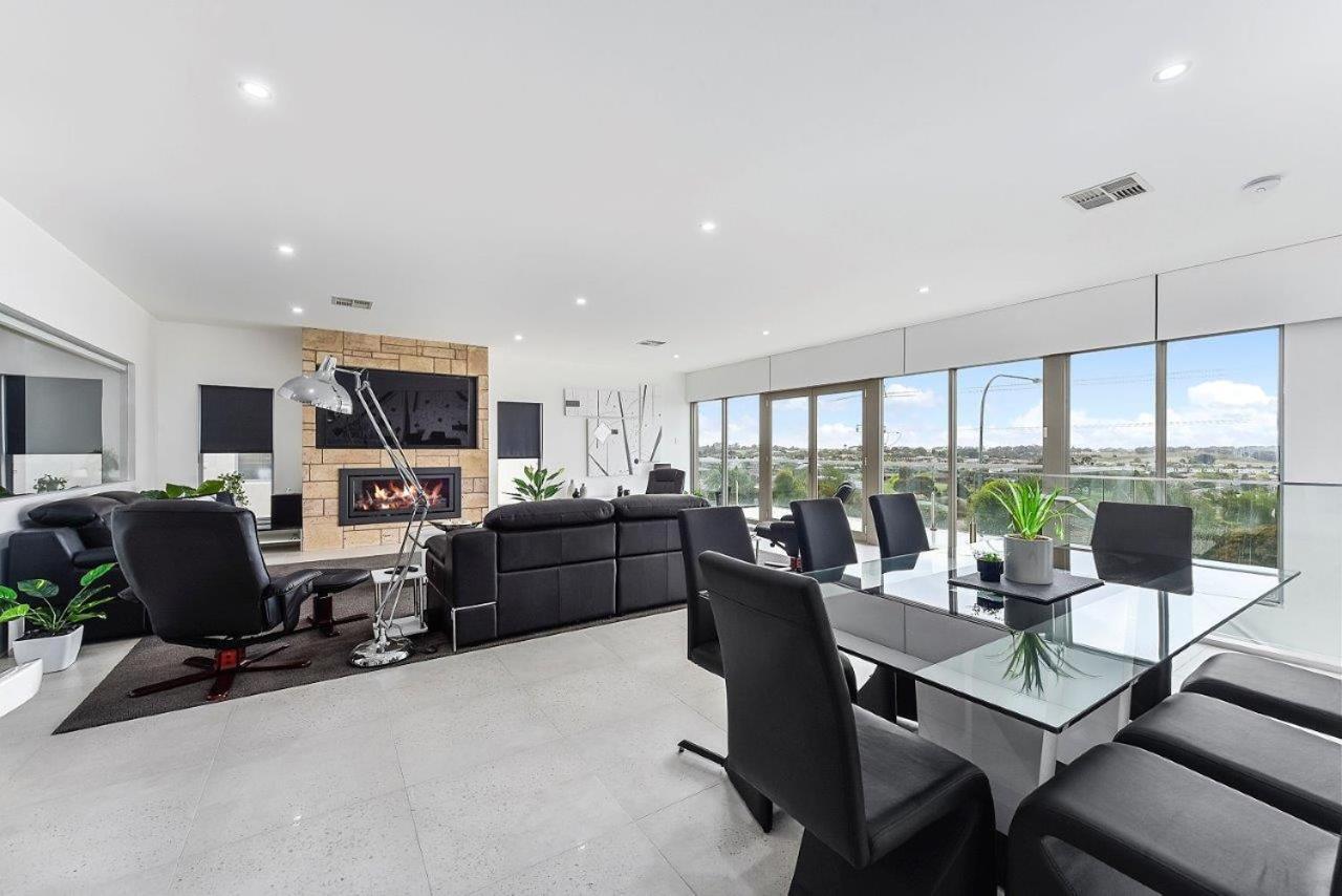 Kennedy Executive Townhouse Lägenhet Mount Gambier Exteriör bild