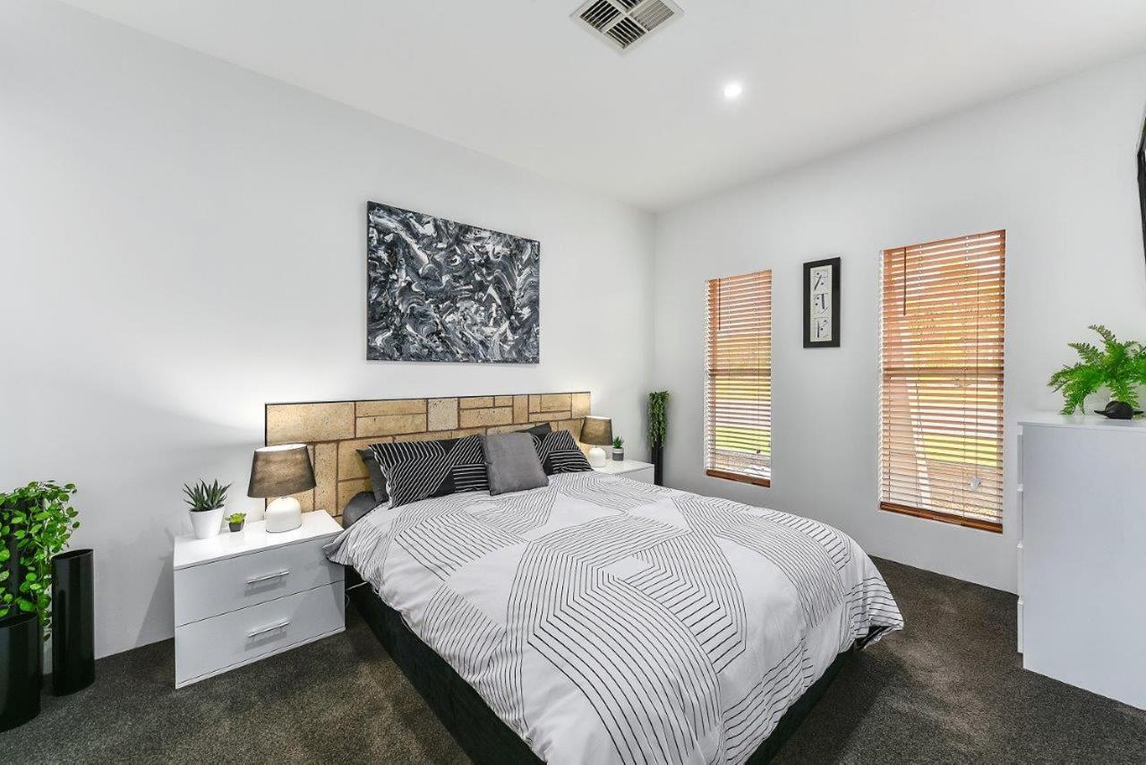 Kennedy Executive Townhouse Lägenhet Mount Gambier Exteriör bild